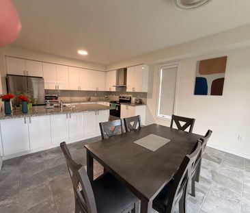 For Lease - 1105 Cole Street, Innisfil, Ontario - Photo 1