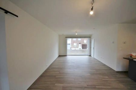 Zeer rustig gelegen woning met 3 slaapkamers - Photo 2