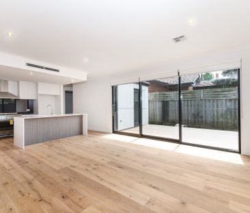 Stylish, Spacious & Perfectly Positioned – Your Ideal Family Home A... - Photo 5