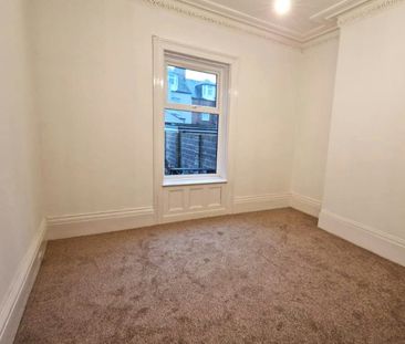 Terraced House to rent on - Photo 4