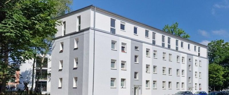 Erstbezug: Dachgeschoss 2-Zimmer-Wohnung mit großem Balkon in Bonn Plittersdorf - Photo 1
