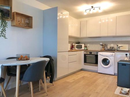 Location Appartement 2 pièces 47m² BORDEAUX 33000 - Photo 5