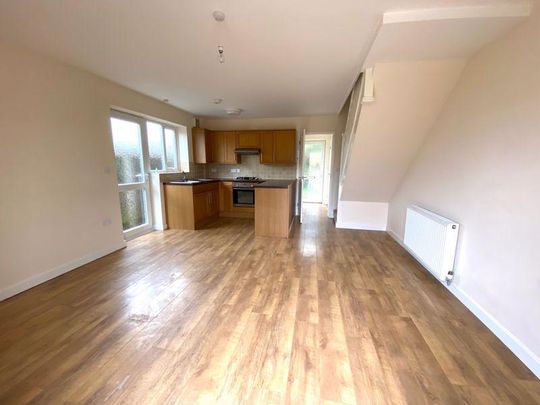 2 bedroom house to rent - Photo 1