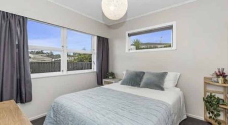 Chartwell Charmer - Photo 2