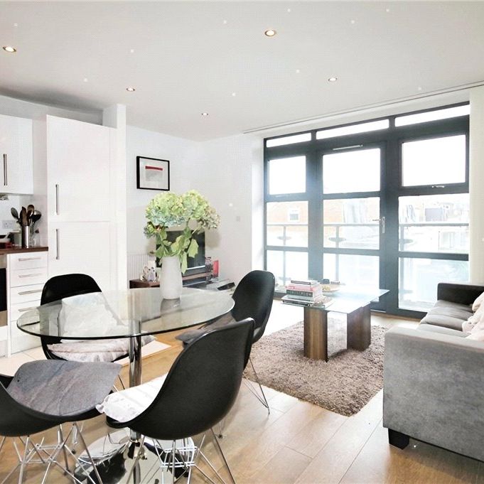 Oldridge Road, London, SW12 8PW - Photo 1