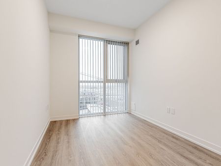 For Lease - 8 Interchange Way Unit# 712, Vaughan, Ontario - Photo 4