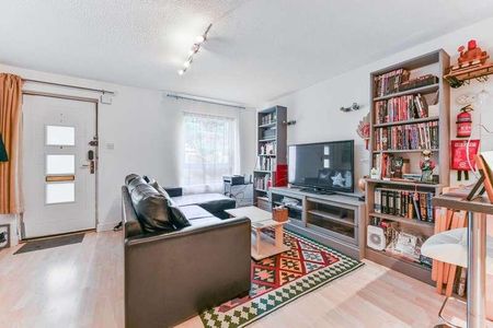 South Norwood, South Norwood, SE25 - Photo 4