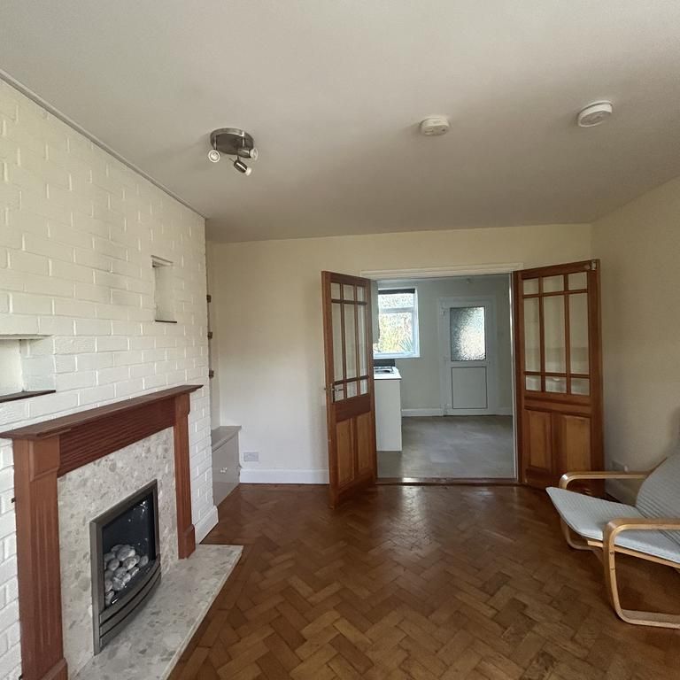 3 bedroom property to rent - Photo 1