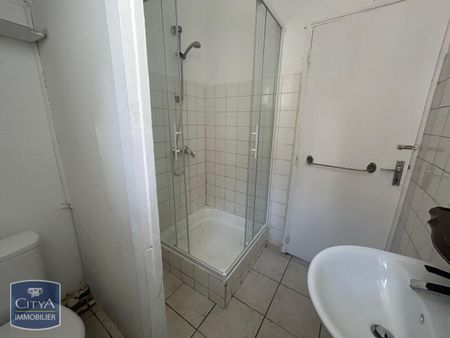 Location Appartement 2 pièces 40m² CARPENTRAS 84200 - Photo 3