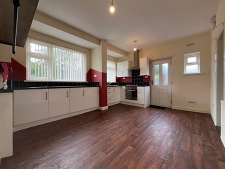 2 bedroom semi-detached house to rent - Photo 3