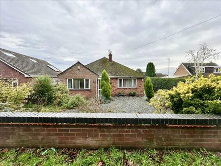 3 bedroom bungalow to rent - Photo 4