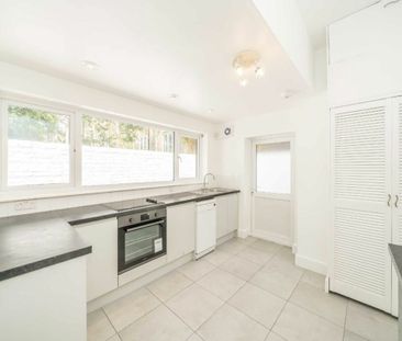 Parkgate Road - Photo 5