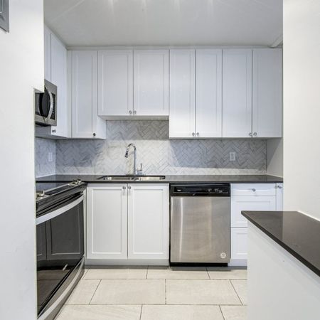 Parkside Place - Photo 3