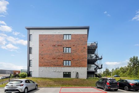 845 Rue Filion, #301 - Photo 2