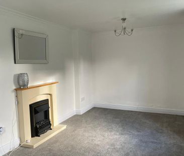 2 bedroom semi-detached house to rent - Photo 3