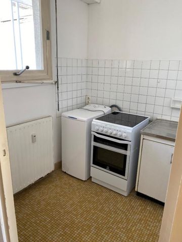 JOLI F1 BIS AVEC BALCON - Photo 3