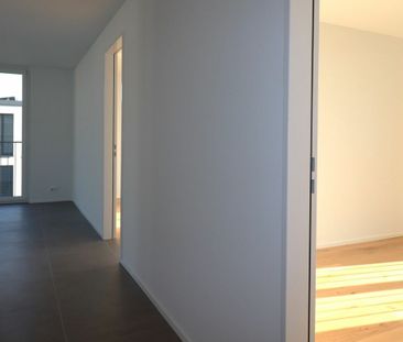 Helle 3 1/2-Zimmer-Wohnung im Dachgeschoss - Foto 2