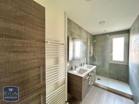 Location Appartement 4 pièces 77m² BOURG EN BRESSE 01000 - Photo 5