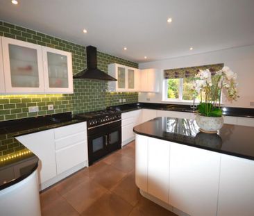 4 Bedroom Detached To Let - Photo 3