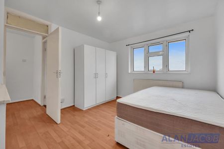 3 bedroom terraced house to rent - Photo 3