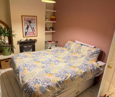 2 bedroom terraced house to rent - Photo 2