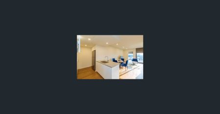 Modern 2-Bedroom Apartment in Atlas, South Brisbane – BSHS Catchment - Photo 4