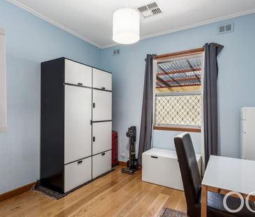 Open the Door to Spacious Family Living in a Prime Coastal Pocket - Photo 5