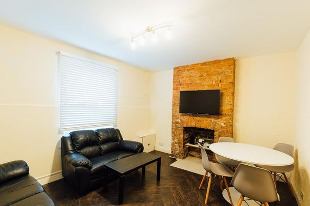 5 bedroom house share to rent - Photo 1