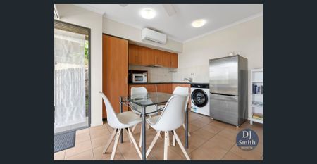 Fully Furnished Unit with Views in Quiet Street - Photo 2