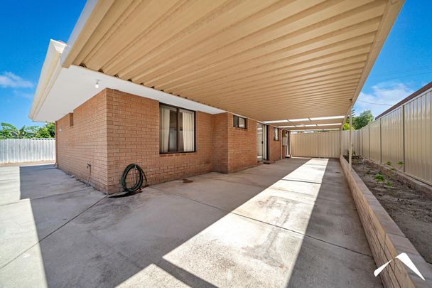 7 Dryandra Drive, MIRRABOOKA WA 6061 - Photo 1