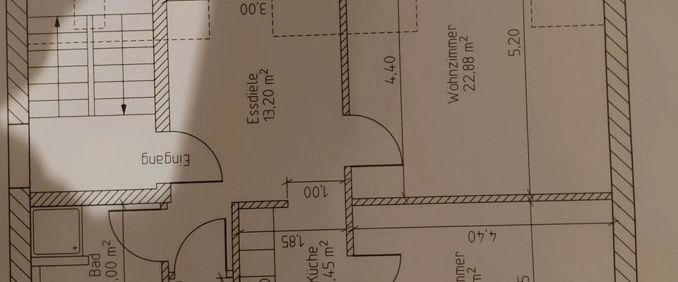 Helle, zentral gelegene 2,5 Zimmer-Wohnung in Heide per sofort - Photo 1
