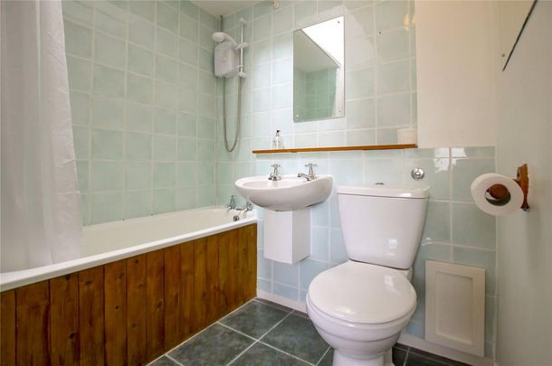 1 bedroom maisonette to rent - Photo 1