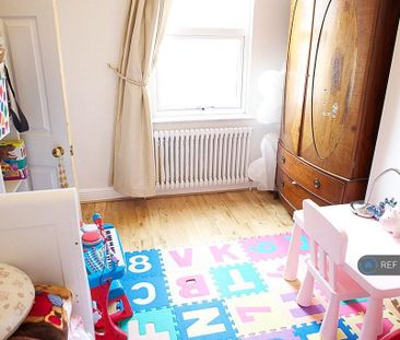 4 bedroom terraced house to rent - Photo 6