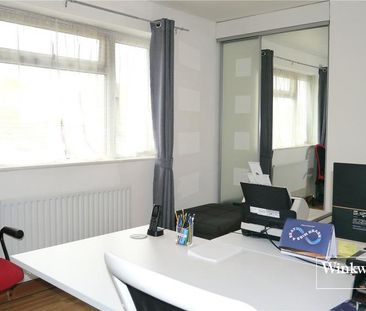 2 bedroom semi-detached house to rent - Photo 4