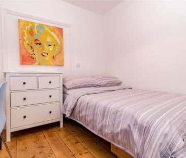 6 bedroom house to rent - Photo 2