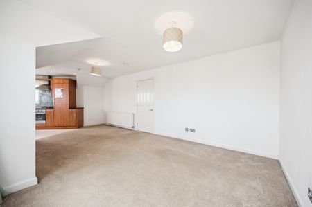 Montrose Court - Photo 2