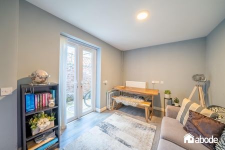 Meredith Street, Garston, Liverpool, L19 - Photo 3