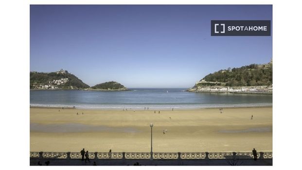 2 room luxury Apartment for rent in San Sebastian, Basque Country - Photo 1