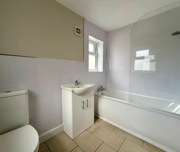 2 bedroom property to rent - Photo 5
