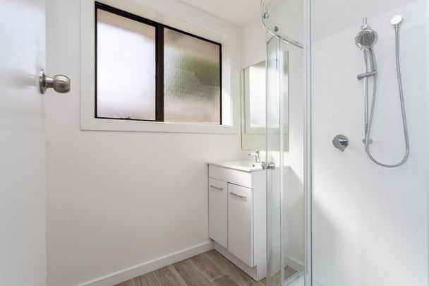 Freshly renovated 4 Bedroom 2 Bathroom property - Photo 1