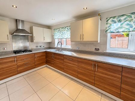 4 bedroom property to rent - Photo 5