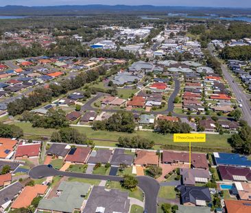 BEAUTIFULLY DESIGNED 3 BEDROOM HOME!! - Photo 2