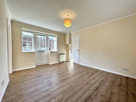 2 bedroom bungalow to rent - Photo 2