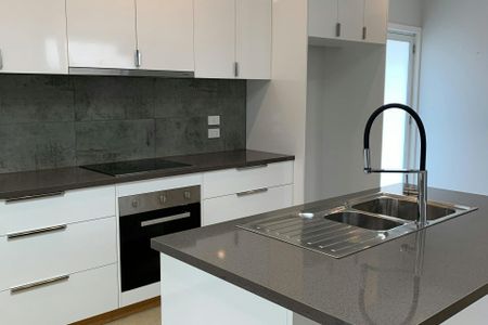 Modern 2-Bedroom Unit - Photo 3