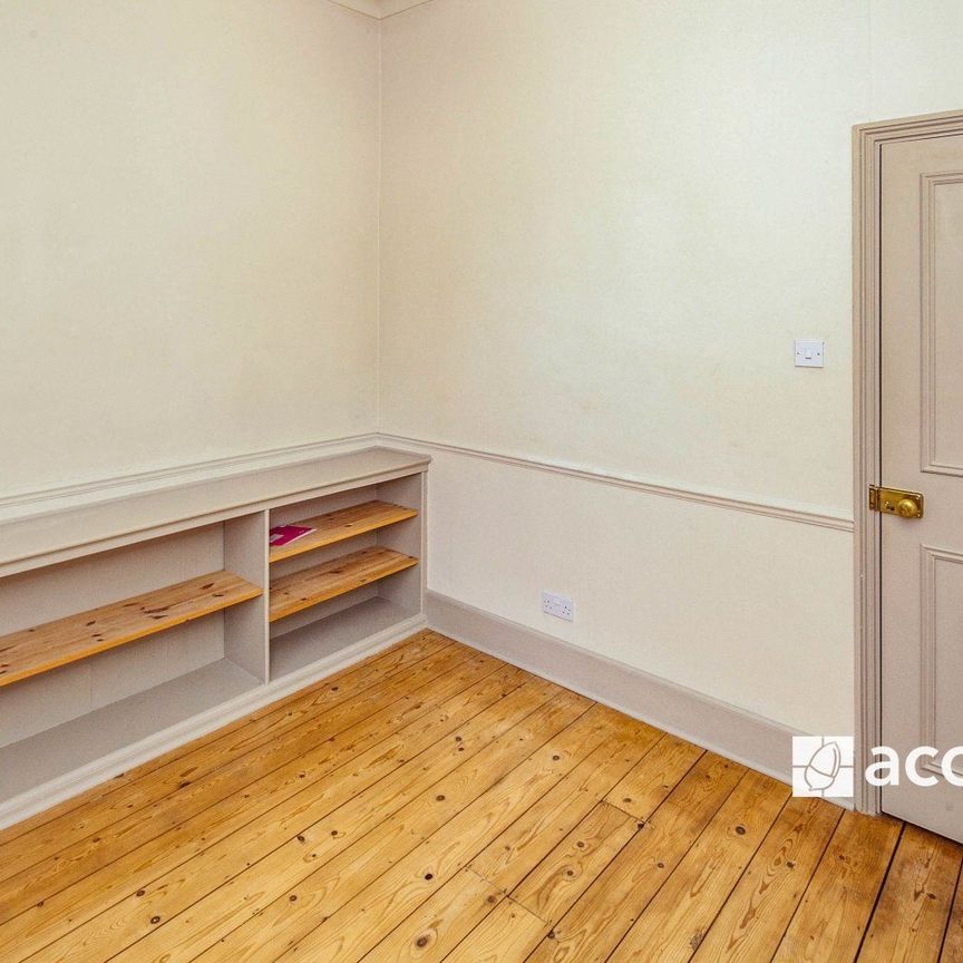 Elderwood Place, London, SE27 - Photo 1