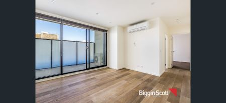 Modern Inner-City Living in the Heart of Richmond - Photo 3