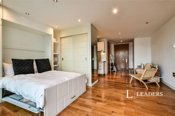 studio to rent The Edge, Clowes Street, Salford, M3 - Photo 1