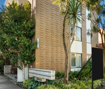 7/24 Loch Street, St Kilda West - Photo 2