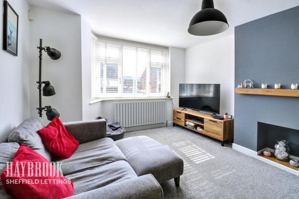 3 bedroom semi-detached house to rent - Photo 1