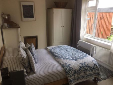 1 bedroom semi-detached bungalow to rent - Photo 5